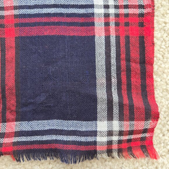 NWT Mii Lightweight 100% Wool Plaid Wrap Scarf Shawl - Picture 3 of 12